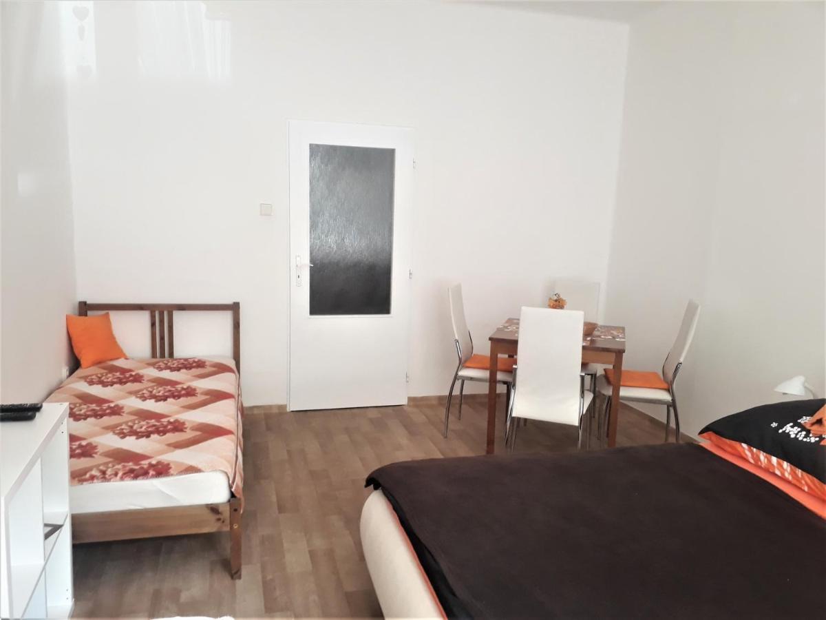 Apartmany Karlštejn Eksteriør bilde